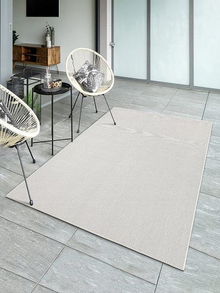 the carpet Mistra - Moderner In- und Outdoor Teppich, perfekt für das Wohnzimmer, Schlafzimmer oder die Terrasse, Wetterfest, langlebig und pflegeleicht, Creme, 80x200 cm