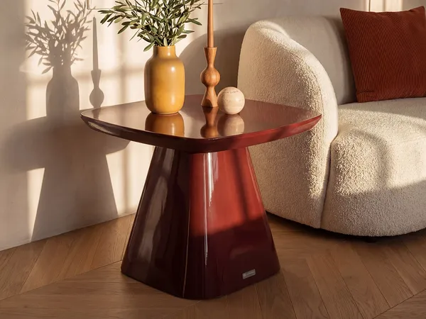 Vente-unique - NATAZA Beistelltisch Holz, Platte Rot - B 60 cm x H 45 cm x L 60 cm