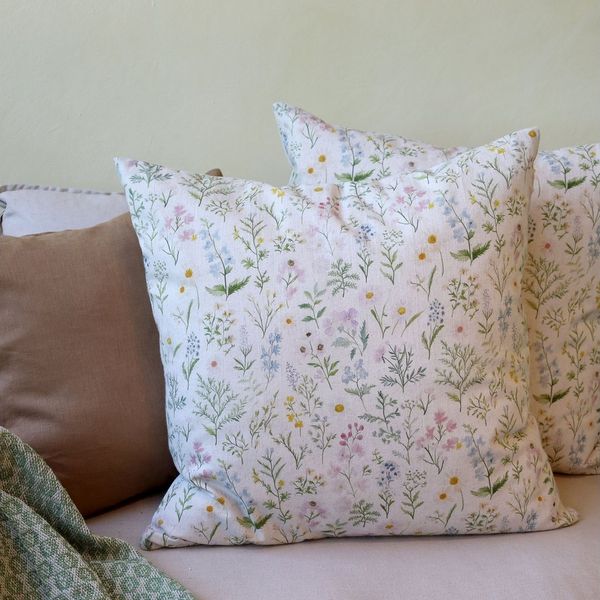 Chic Antique - Kissenbezug Kissenhülle 60x60cm Blumenmuster Opal Creme 16119419