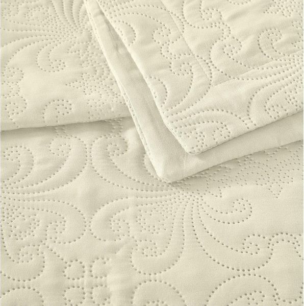 Sitheim-Europe Tagesdecke Sleeptime Clara - Tagesdecke - 260x250 cm, Schützt vor Staub und Schmutz.