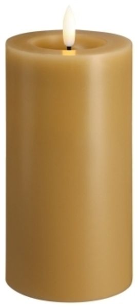 Moods & More LED-Blockkerze in Honey Mustard mit Schmelzeffekt – Ø 7 4 cm x H 15 cm