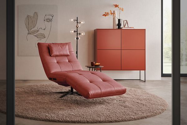 KAWOLA Relaxliege LETICIA motorisch mit Nackenkissen Leder rot 115 x 156 x 82 cm