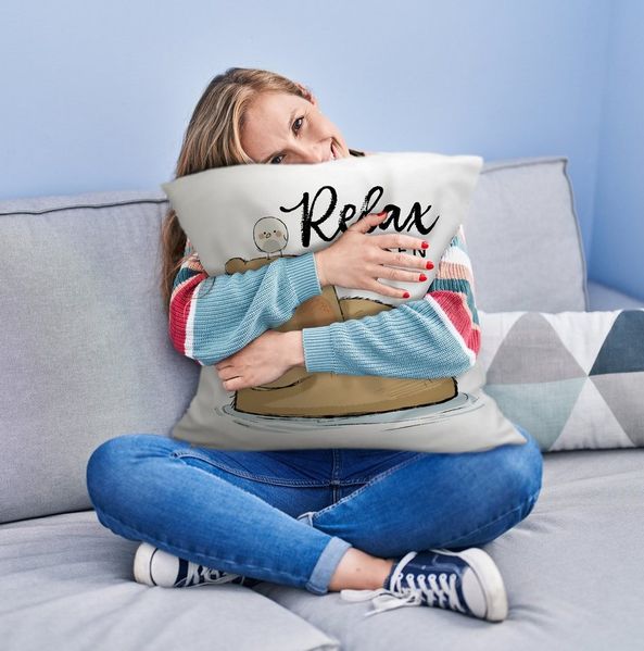 speecheese Dekokissen Capybara Kuschelkissen mit Spruch Relax Kuschelkissen