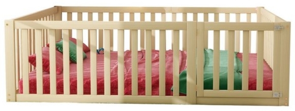 HAUSS SPOLE Kinderbett 140x200 cm Holzboden Bettrahmen mit Zaun und Tür, Holzfarbe (aus Kiefernholz mit Zaun und Tür – vielseitiges Design für Spielräume, sichere Schlafumgebung und kreatives Wohnen, ideal für Kinderzimmer und abenteuerliche Spielbereic... Bild 4