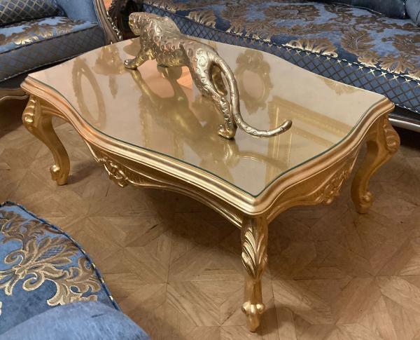 Casa Padrino Luxus Barock Couchtisch mit Glasplatte Gold - Rechteckiger Massivholz Wohnzimmertisch im Barockstil - Barock Möbel - Luxus Möbel im Barockstil - Barock Einrichtung - Edel & Prunkvoll