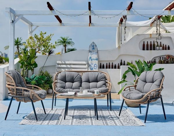 Happy Home Gartenstuhl 8-tlg. Lounge-Set aus hellem Rattan mit Sitzkissen - Grau