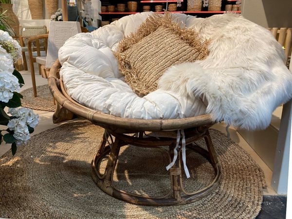 Van der Leeden Loungesessel Papasan Papasansessel XXL Ø 112 cm Handgefertigt Naturprodukt (1-St), 3 Teile, Braun, incl. Kissen, Rund, Loungestuhl, Schalensitz