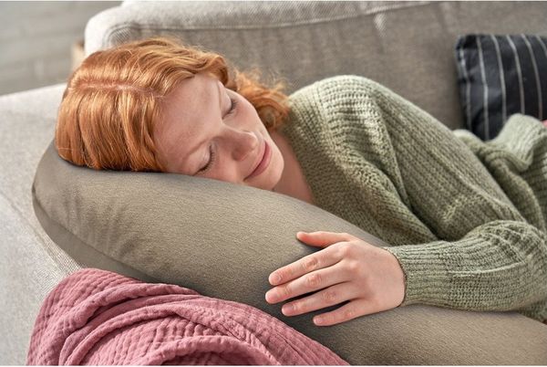 Theraline Bezug für Bambusmond Nacken- & Kuschelkissen Bamboo Melange rosenholz