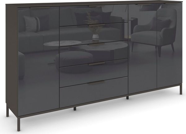 Rauch Möbel Flipp, Kommode mit Stauraum für Wohnzimmer, Schlafzimmer, 4 Fachböden, mit Metallkufe graphit, Graphit/Glasfront Basalt, 3-türig, Glastüren, 5 Schubkästen, Griffe graphit, 199 x 111 x 42 cm
