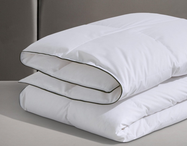 fjödur Gänsedaunenbettdecke Franzisk, Bettdecken für Sommer oder Winter, Decke, Füllung: 100% Gänsedaunen, Bezug: 100% Baumwolle, Bettdecke 135x200, allergiker geeignet (für Hausstauballergiker) Bild 3