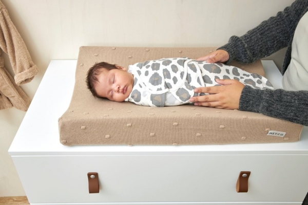 Meyco Mini Knots Wickelunterlagenbezug Sand Taupe Bild 2