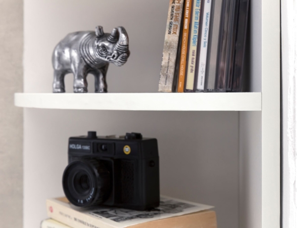 Eckregal Weiß 30 x 60 x 30 cm WL5.843 Holz Wandregal Eck Hängeregal, Holzregal für die Wand Hoch, Wandboard Freischwebend, Design Dekoregal mit runder Front, Bücherregal Schwebend Modern Bild 6