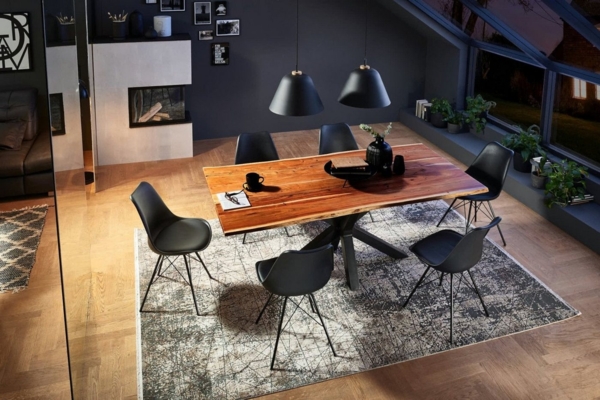 SAM® Baumkantentisch Spider, massives Akazienholz, Baumkante, Metallgestell Spider-Form Bild 3