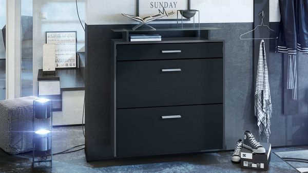 Vladon Schuhschrank Malea, Anthrazit matt/Schwarz matt - hängender Schuhkipper für 16 Paar Schuhe (89 x 96 x 23 cm)