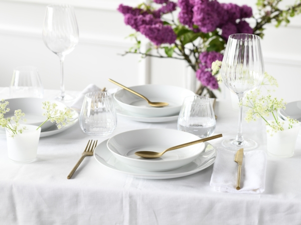 CreaTable, 21925, Serie Luna Weiss, 12-teiliges Geschirrset, Tafelservice aus Porzellan, spülmaschinen- und mikrowellengeeignet, Qualitätsproduktion Bild 4