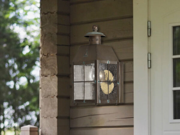 Kleine LED Außenwandleuchte im antiken Landhausstil, Höhe 25cm