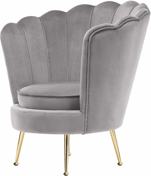 Edler Designerstuhl – Samt & Goldgestell für Luxus & Komfort