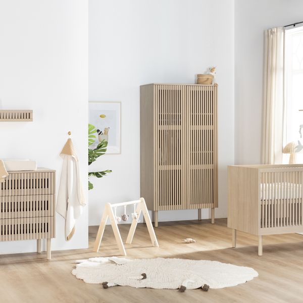 Kidsmill Dai Babyzimmer Eiche | Bett 70 x 140 cm + - Material: Grenen / Plaatmateriaal - Babypark. de