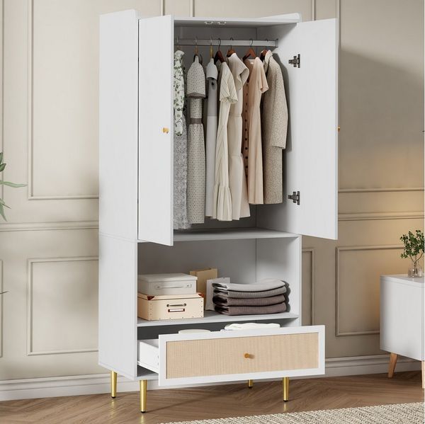 HAUSS SPOLE Kleiderschrank mit 2 türen und schubladen Weiß,garderobenschrank mit kleiderstangen (Schlafzimmerschrank mit Metallbeinen und Metallgriffen, großzügige Schublade mit handgeflochtener PE-Rattan-Front) stabile Kleiderstange und ein offenes Re...