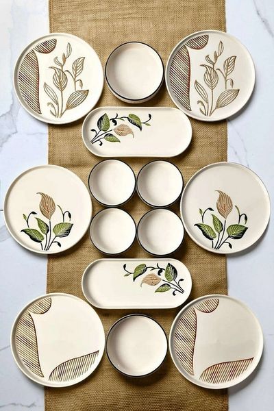 Hermia Concept Frühstücks-Geschirrset 6 Tellern, 2 Platten und 6 Schüsseln Dieses Set 100 % Keramik (14-tlg), 6 Personen, Keramik, Steinzeug, spülmaschinenfest und mikrowellengeeignet
