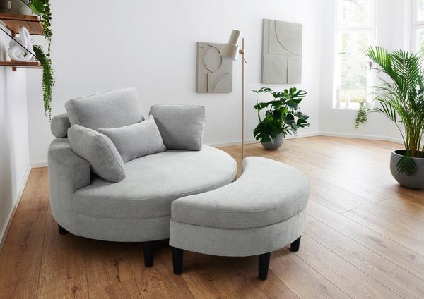 ATLANTIC home collection Loveseat Ravi Sessel, B: 114 cm, Sitzhöhe: 42 cm, XXL- Sessel, mit Stauraumhocker, Rückenstütze & 4 Zierkissen