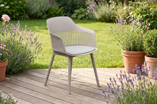 KAWOLA Gartenstuhl ALTEA Outdoor Kunststoff beige mit Kissen 84 x 54 x 59 cm