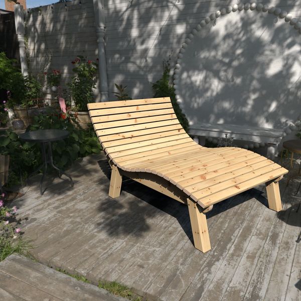 Gartenliege Relaxliege "Liege-Franzi" (Zirbe) Breite 120cm Einstiegshöhe 60cm mit Füßen