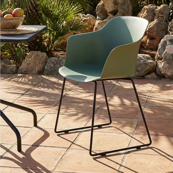 IDIMEX Gartenstuhl FORO (4 St), Outdoor Schalenstühle 4er Set UV-beständig mit Metallbeinen Grün