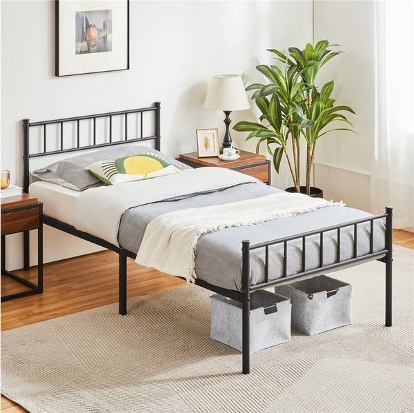 Yaheetech Metallbett mit Kopf- und Fußteil & Lattenrost, bis 136 kg, Schwarz, 90x190 cm