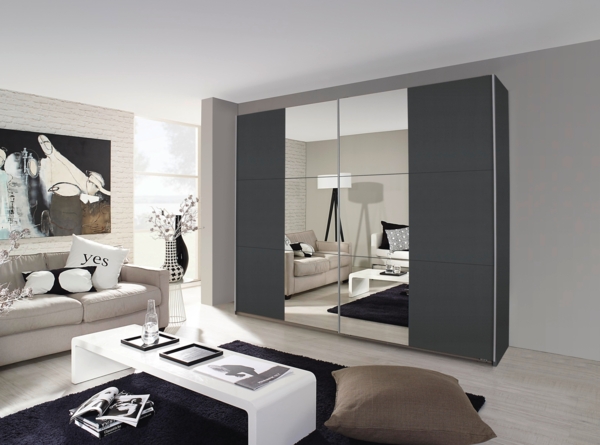 rauch Kleiderschrank; Schwebetürenschrank KRONACH, 2-türig, 2 Spiegeltüren, Graumetallic, 261 x 210 x 59xcm