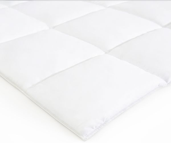 Warme Bettdecke für den Winter - Winterbettdecke mit Hohlfaserfüllung - Steppdecke - Öko-Tex zertifizierte Decke - waschbar, allergikergeeignet - Bettdecke 200x220