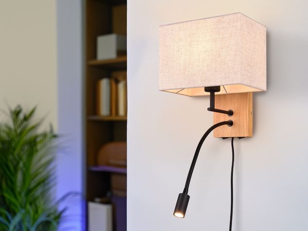 LED Wandlampe mit Leselampe Schalter & Stecker, Holz mit Stoffschirm H: 30cm