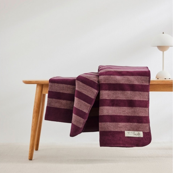 Wohndecke Wohndecke s.Oliver, IBENA, in zeitlosem Streifen-Look