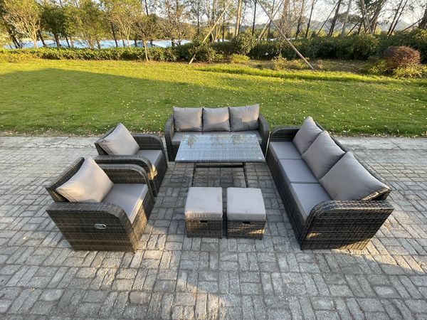 Fimous 10-Sitzer Rattan Gartenmöbel Sofa Set Tisch & Stühle Set mit 3-Sitzer Sofa Rechteckiger Esstisch 2 kleinen Hockern Dunkelgrau Gemischt