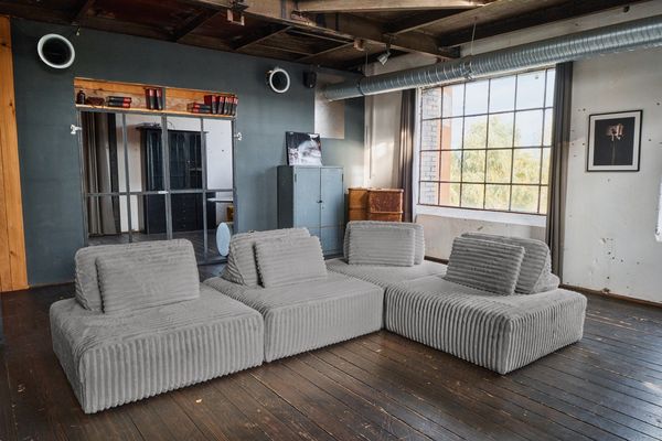 KAWOLA Modulsofa WIOLO SOFT 4 Module 4 Rückenkissen Weicher Breitcord grau 84 x 222 x 333 cm