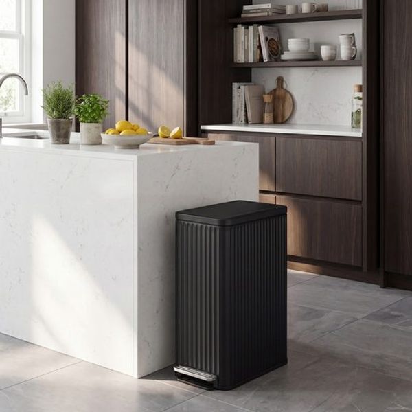SONGMICS Mülleimer Küche 50 L, Tretmülleimer mit Softclose-Deckel, herausnehmbarer Inneneimer, Stahl, 15 Müllbeutel, schwarz