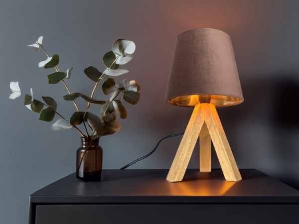 Tischlampe mit Dreibein aus Holz, Samtschirm Braun Gold, Höhe 27cm Bild 1