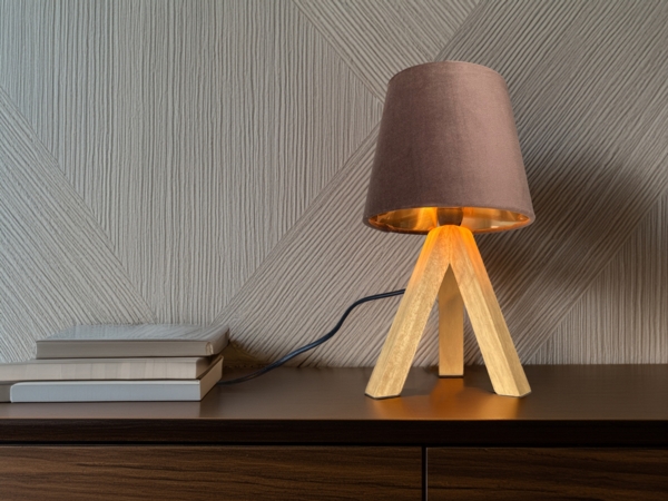 Tischlampe mit Dreibein aus Holz, Samtschirm Braun Gold, Höhe 27cm Bild 7