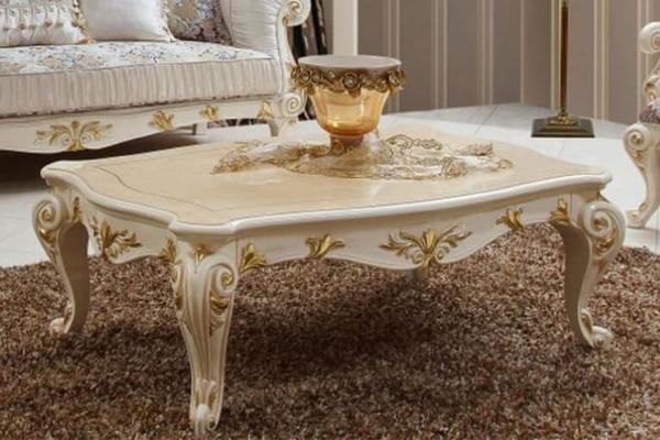 Casa Padrino Luxus Barock Couchtisch Creme / Gold - Prunkvoller Massivholz Wohnzimmertisch im Barockstil - Barockstil Wohnzimmer Möbel - Luxus Möbel im Barockstil - Barock Einrichtung