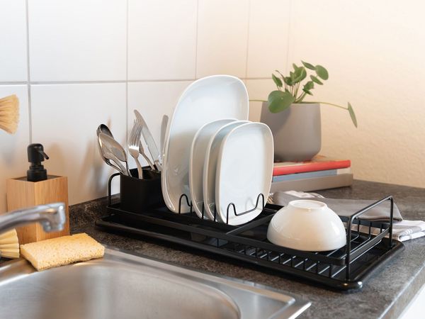 6x Geschirrabtropfgestell schwarz mit Auffangschale Abtropfgestell Abtropfständer Geschirrabtropfer Abtropfgitter Geschirrständer Geschirrablage Abtropfkorb