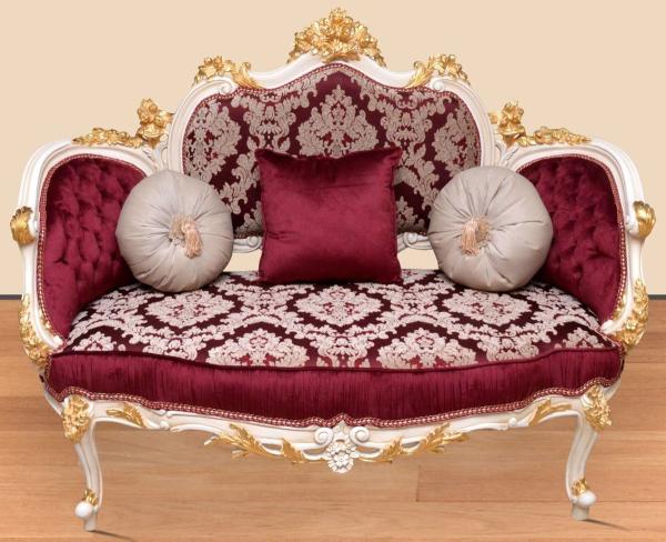 Casa Padrino Barock Sofa Bordeauxrot / Weiß / Gold - Handgefertigtes Wohnzimmer Sofa im Barockstil - Prunkvolle Barock Wohnzimmer Möbel