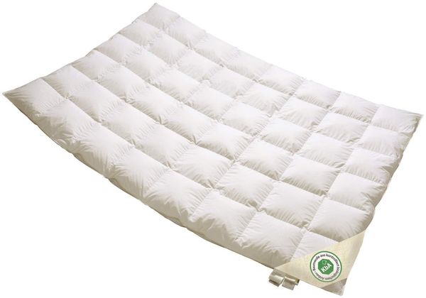 Vitaschlaf Daunenbettdecke Vitaschlaf® Bio-Luxe-KBA Bettdecken für Sommer und Winter, Ganzjahr, Füllung: weiße neue DEUTSCHE GUTSHOFDAUNEN der Klasse 1, alle Wärmestufen, allergikerfreundlich, Bezug: 100% BIO-Baumwolle, Bettdecke 135x200 cm, 155x220 cm...