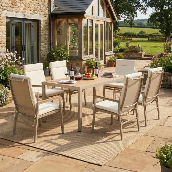 Merax Garten-Essgruppe, Gartenmöbel-Set, Geeignet für 6 Personen, bestehend aus 1 Tisch und 6 Stühlen, verzinktes Eisen, Tischplatte aus Kunststoffholz, Khaki + Beige