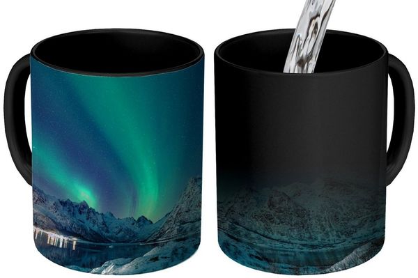 MuchoWow Tasse Nordlicht - Berg - Schnee - Grün - Sternenhimmel - Winter, 1-tlg, Keramik, Farbwechsel, Kaffee Tassen, Teetasse, Zaubertasse, Geschenk