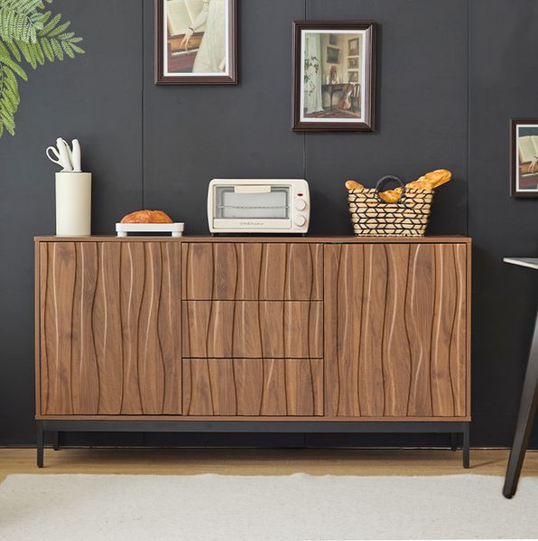 Sideboard 80x40x150 cm in dunkler Eichenmaserung mit 3 Schubladen, 2 verstellbaren Regalen und Mid-Century-Design