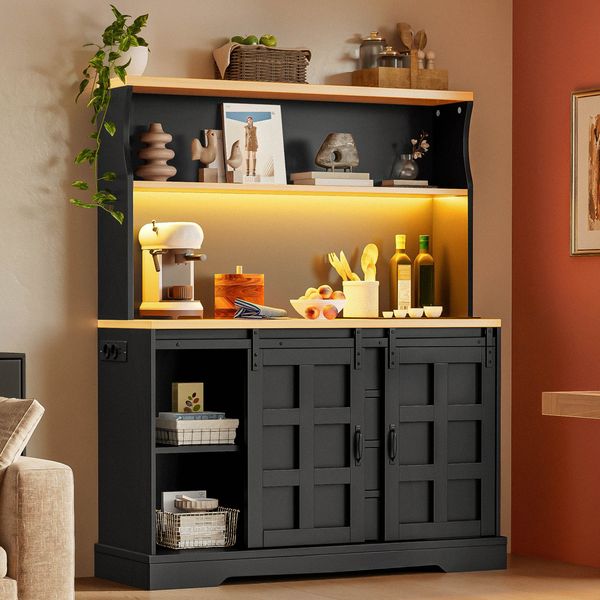 Merax Küchenschrank, Sideboard mit LED, Küchen-Bar-Schrank mit Steckdose, Weinregal im Scheunenstil mit 4 Schubladen, Schwarz
