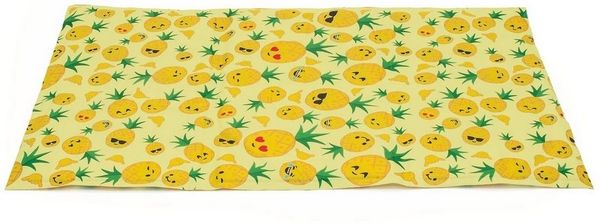 Intirilife Tierdecke, Kühlmatte für Hunde und Katzen 50x90 cm selbstkühlende Matte