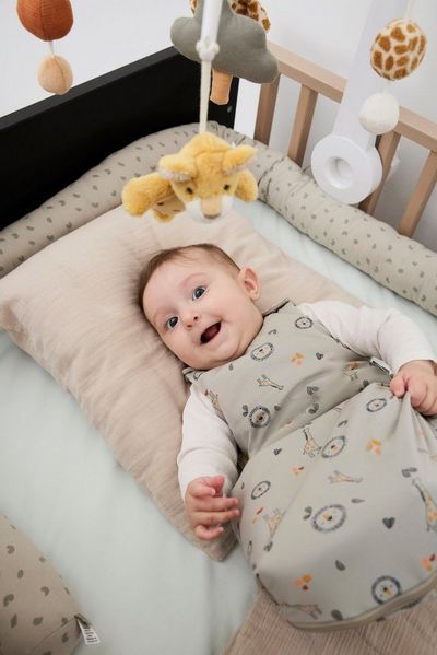 Sterntaler® Nestchenschlange Giraffe Kaya