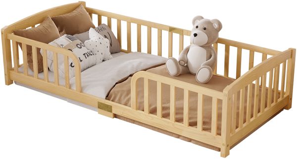 Flieks Kinder Bodenbett 90x200 cm aus Kiefernholz, Montessori Bett mit Schutzgitter, zentralem Einstieg & abgerundeten Kanten, Natur