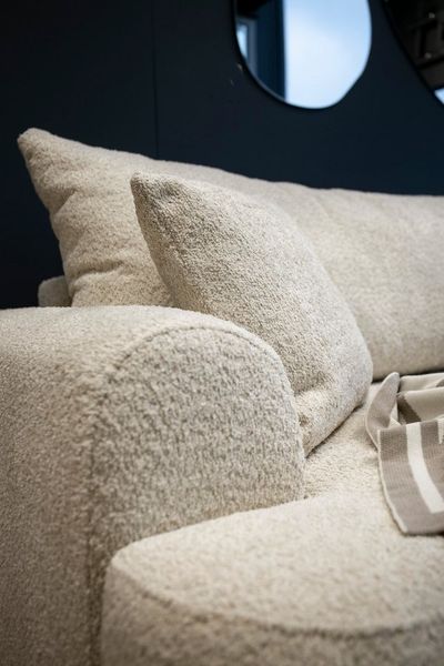 Selsey Ecksofa OVO, Schlaffunktion 142x210 cm, Bettkasten, Boucle-Bezug